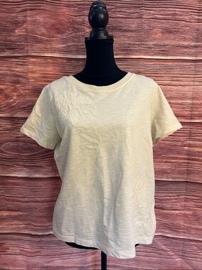 Tribal Jeans Women’s Short-Sleeve Cream Embroidered Tee | Size Medium